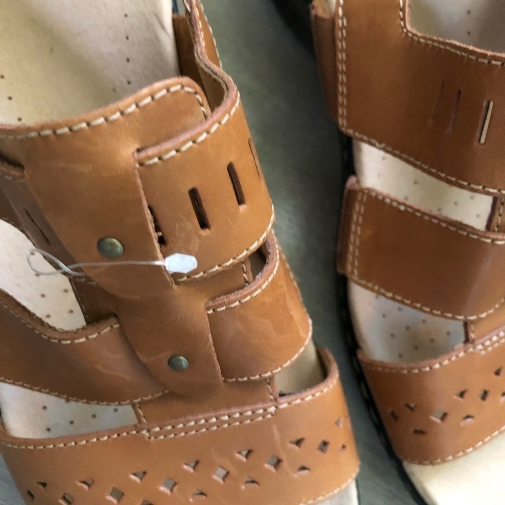 New Clarks Collection Tan Brown Lexi Qwin Sandals 12 - Picture 10 of 10